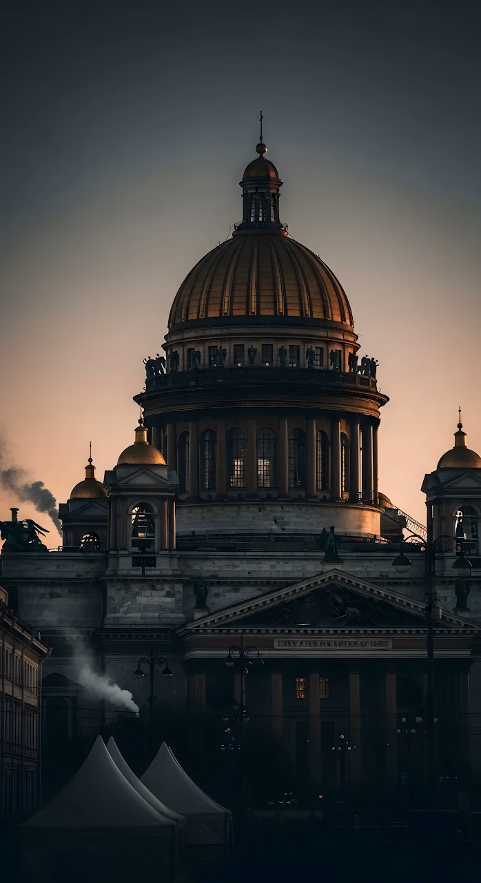 Golden Dome of Historic Cathedral at Dusk - Free Mobile AMOLED Wallpaper Background