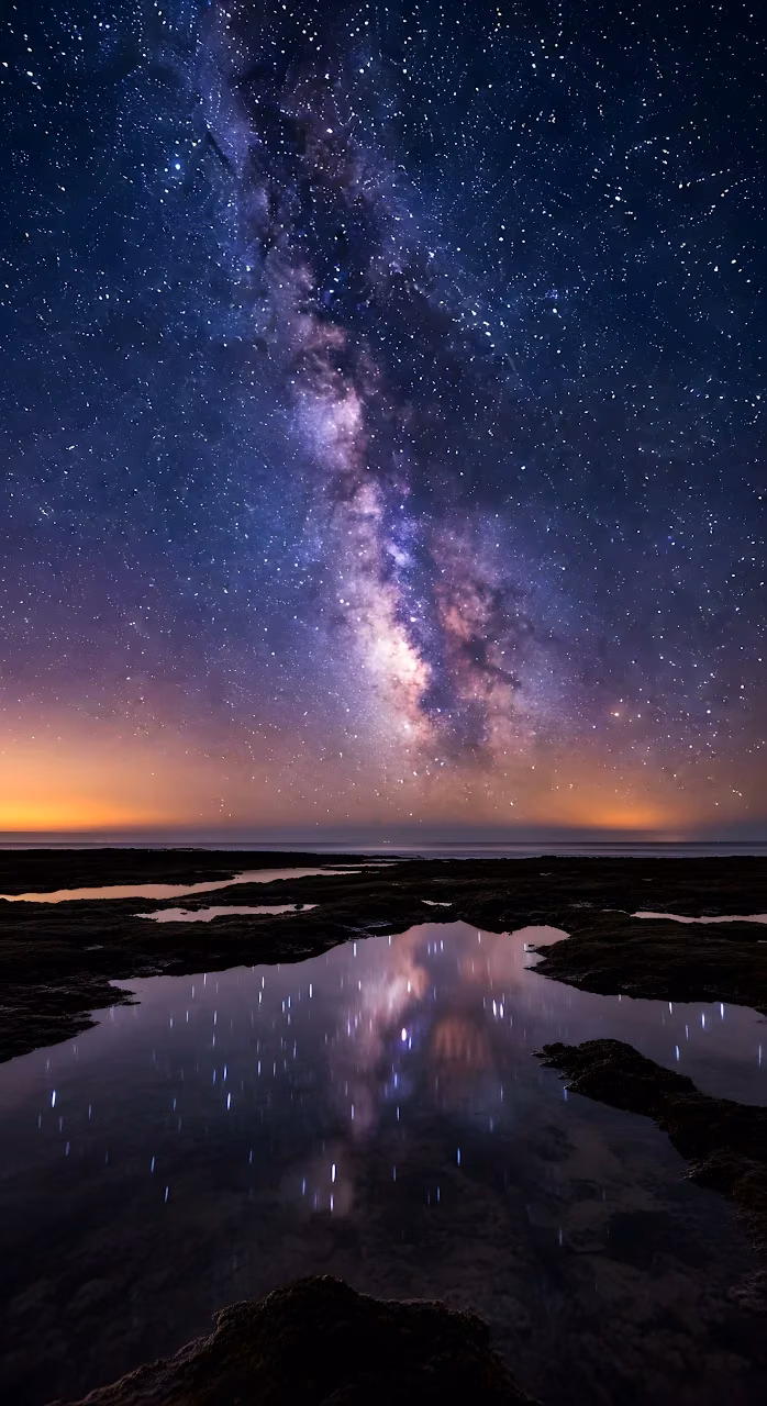 Milky Way Galaxy Reflected in Coastal Tide Pool - Free Mobile AMOLED Wallpaper Background